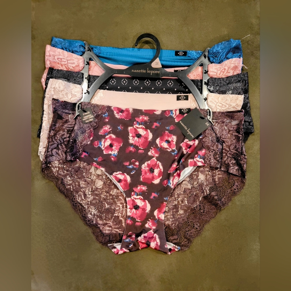 NWT 3X 5-Pack Nanette Lepore Lacy Underwear